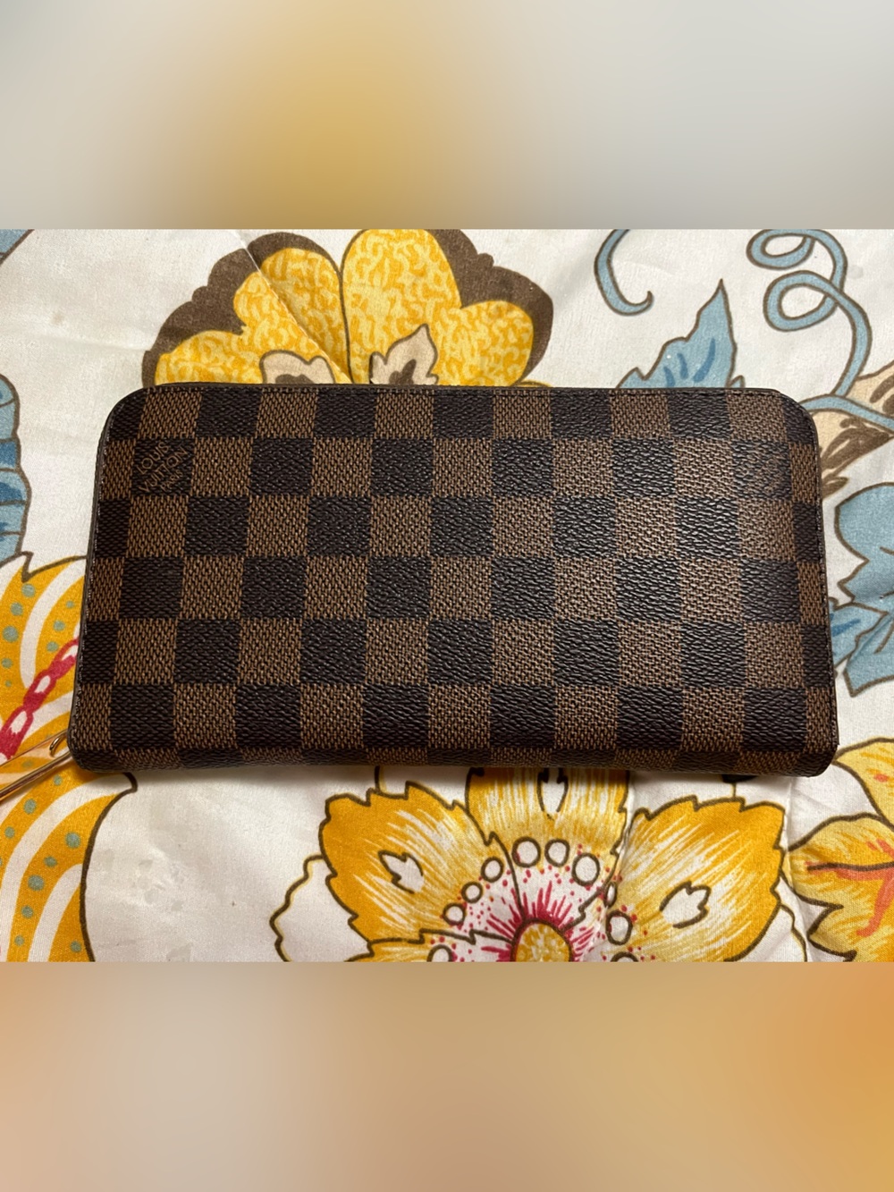 Source Unknown Brown Checker Zip Wallet